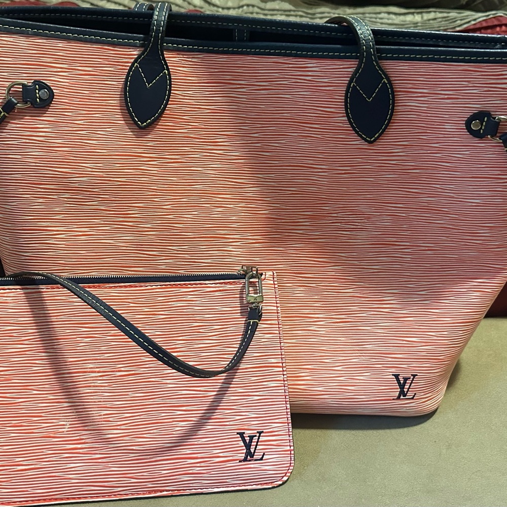 Louis Vuitton Red Neverfull Epi MM size